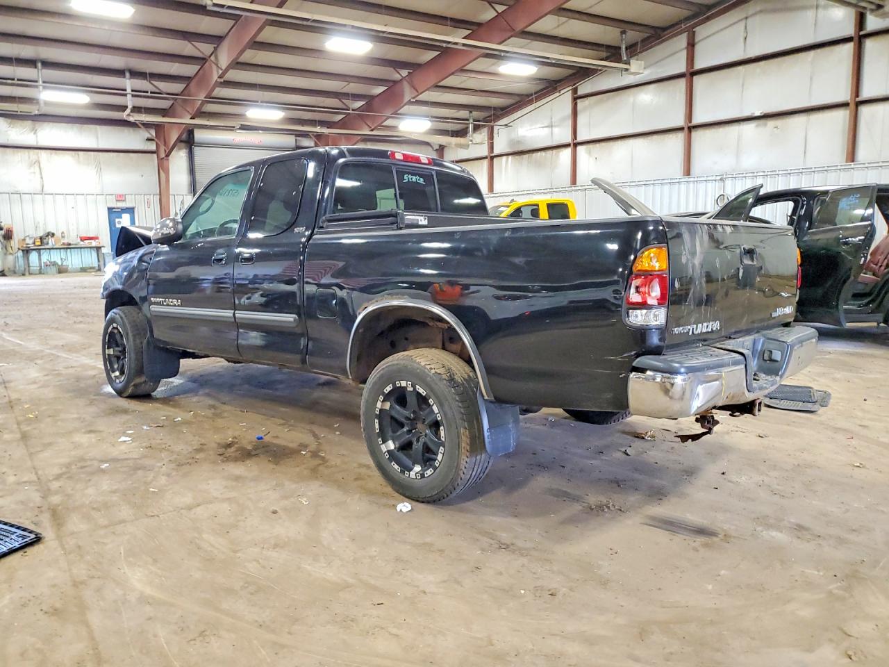 2003 TOYOTA TUNDRA