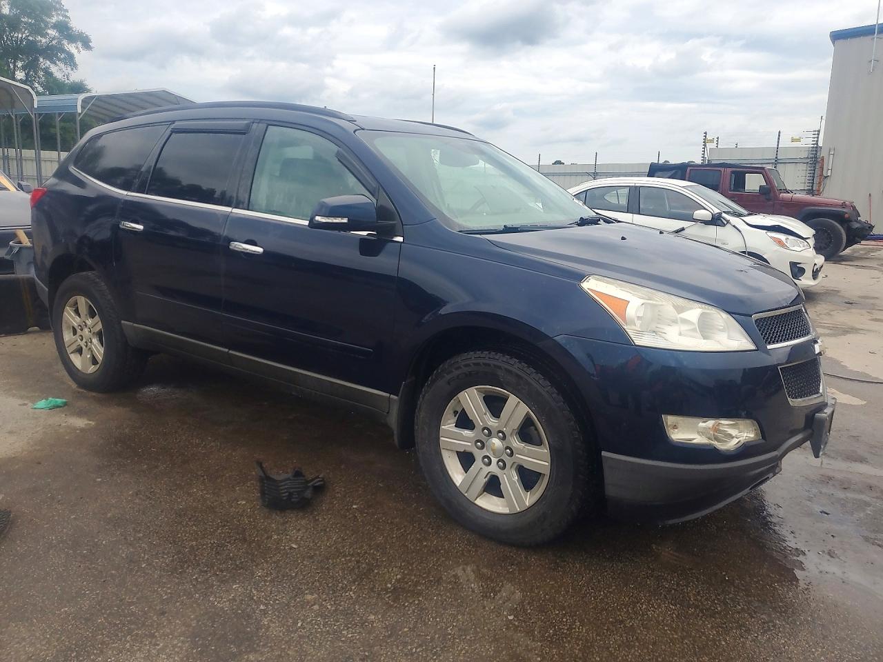 2011 CHEVROLET TRAVERSE