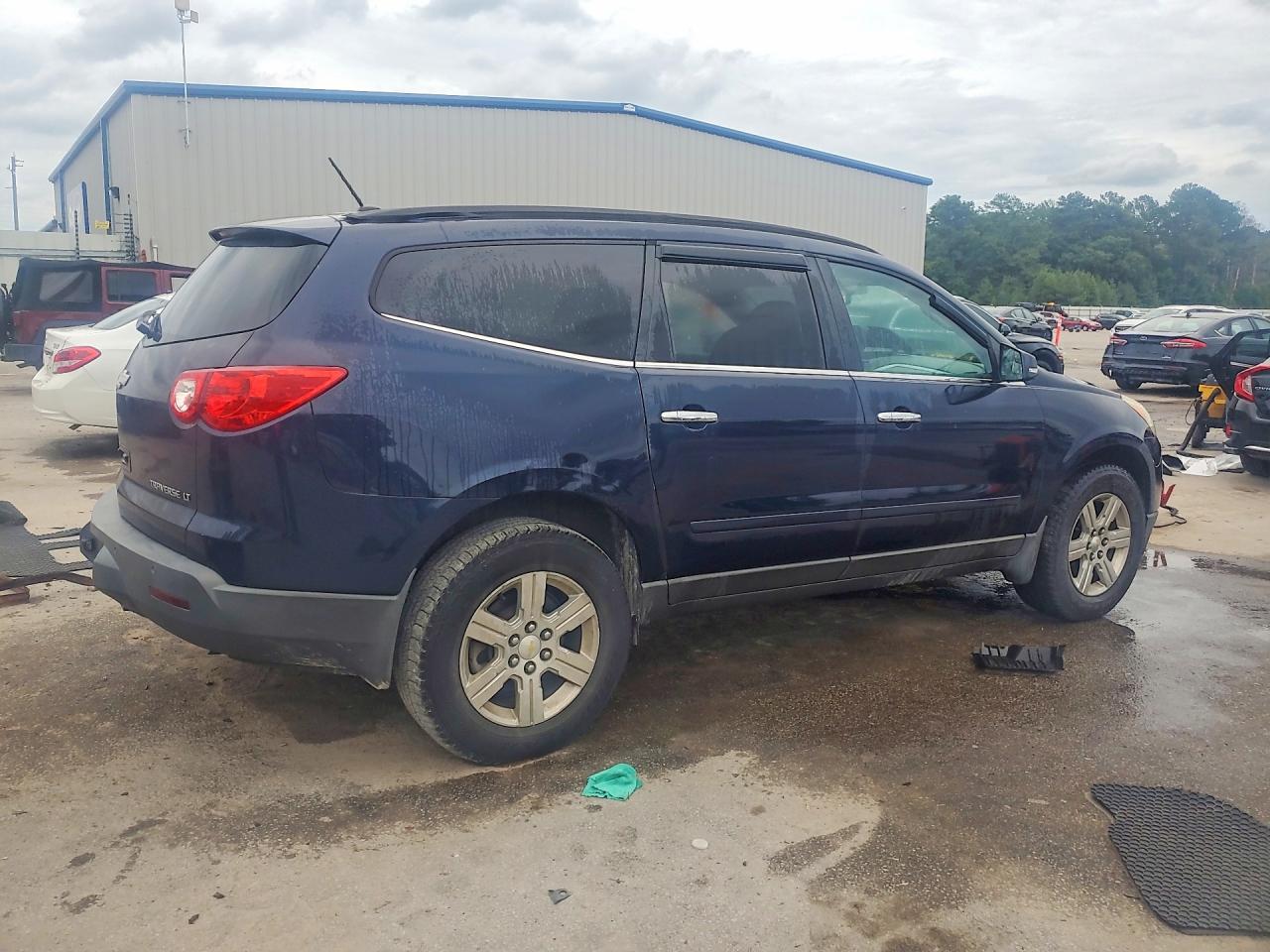 2011 CHEVROLET TRAVERSE