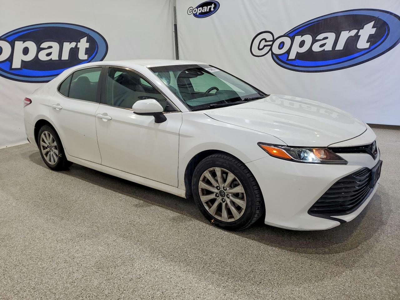 2018 TOYOTA CAMRY