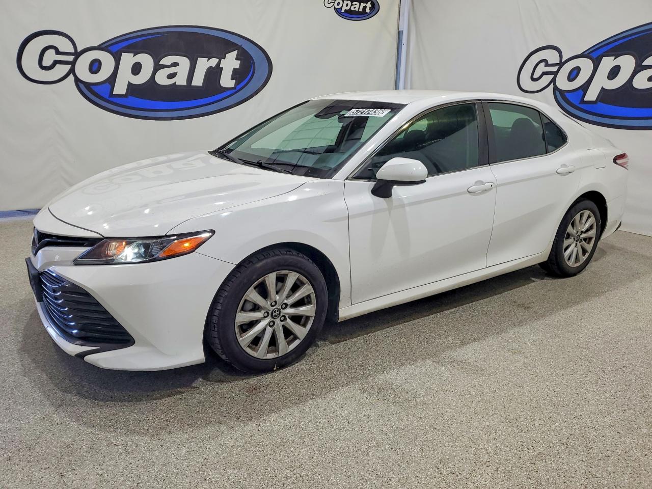 2018 TOYOTA CAMRY