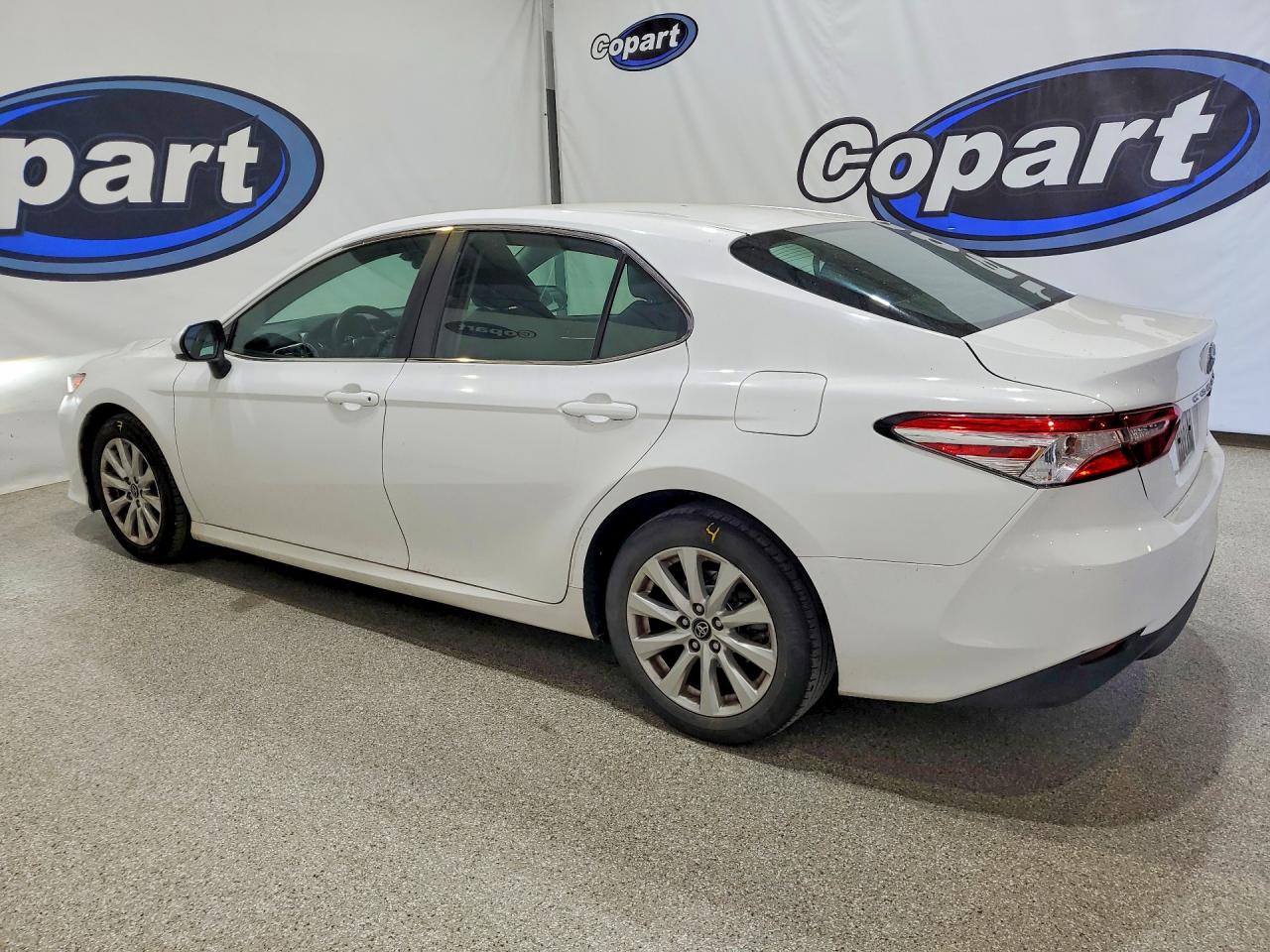 2018 TOYOTA CAMRY