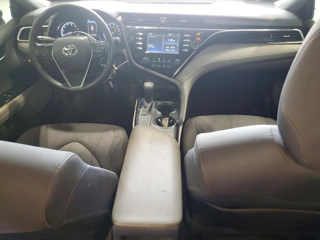 2018 TOYOTA CAMRY
