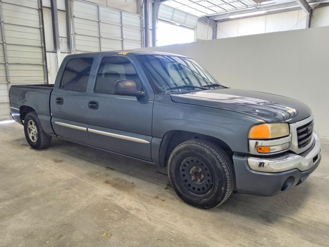 2006 GMC SIERRA