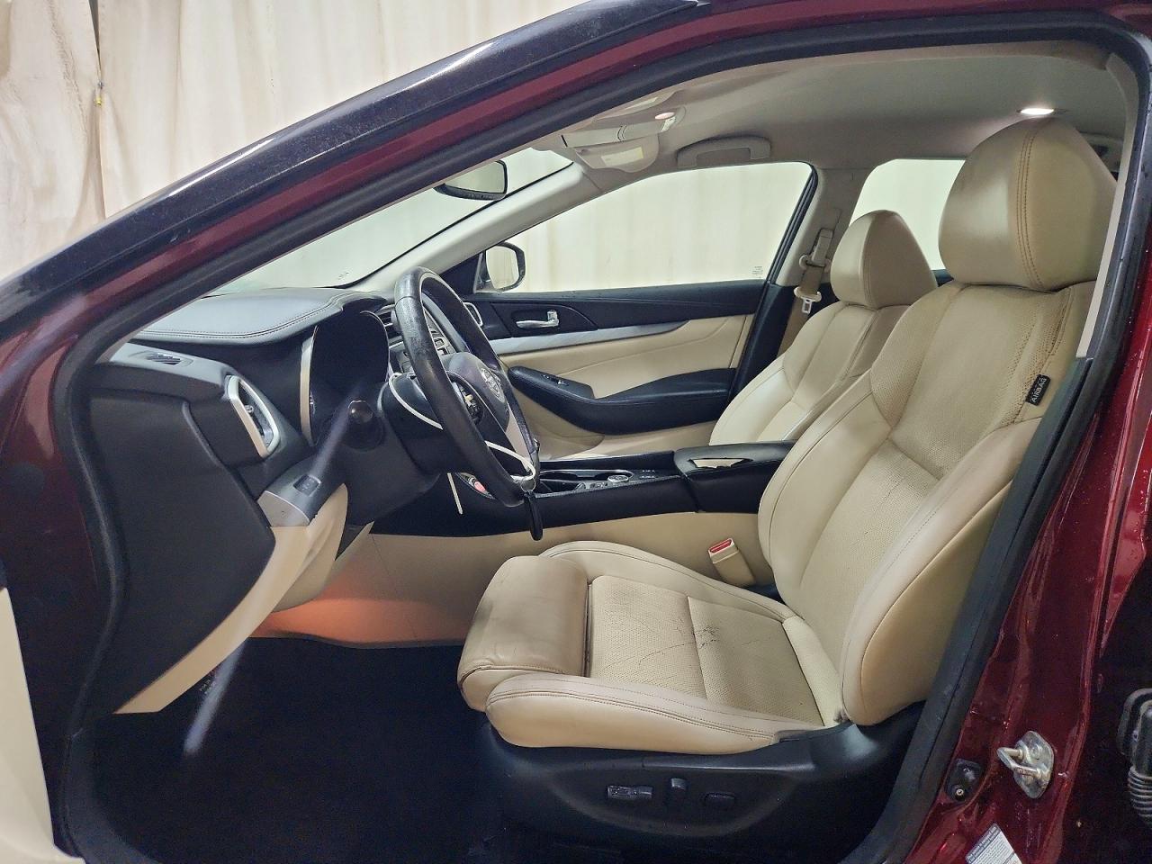2016 NISSAN MAXIMA