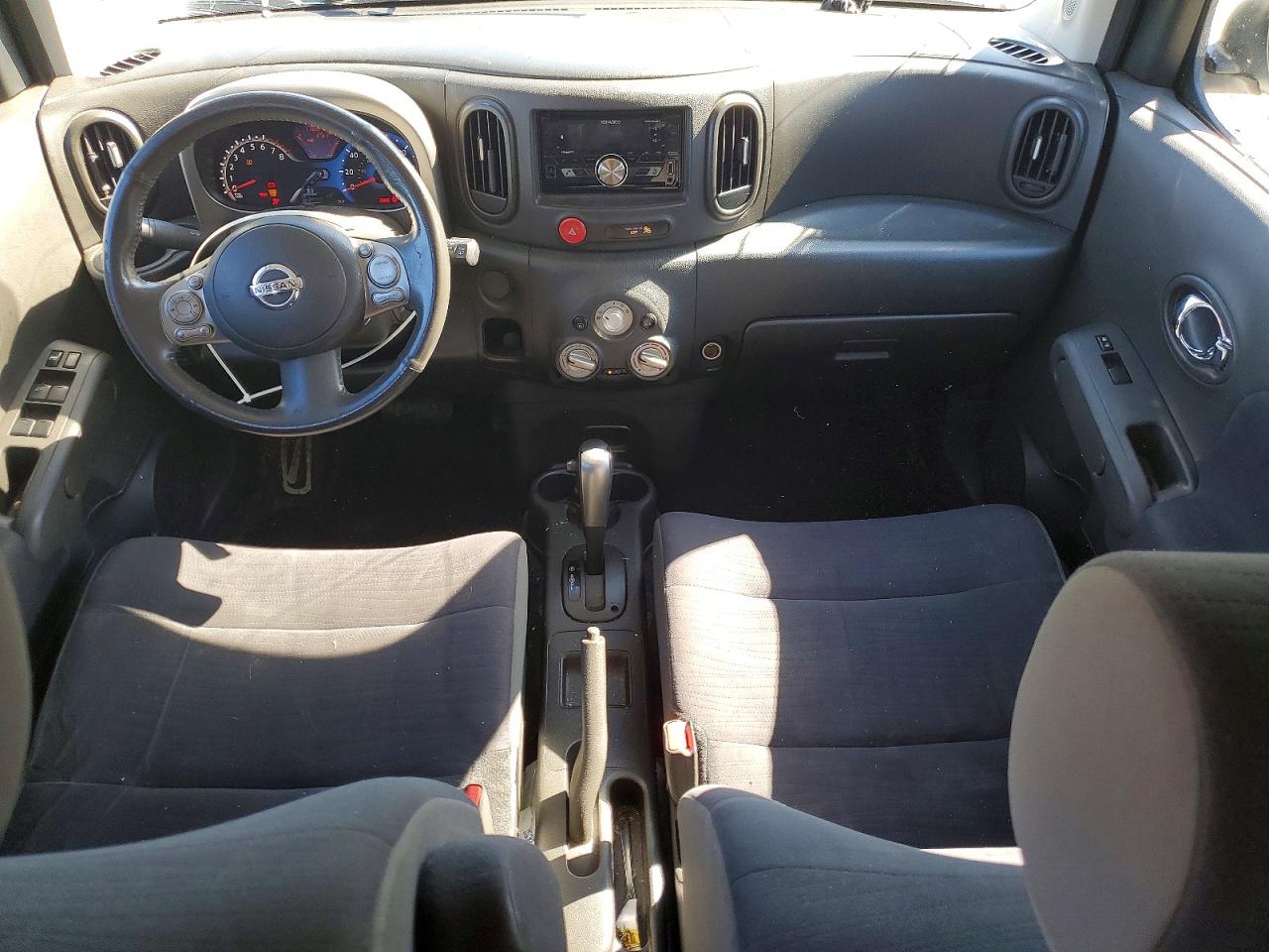 2010 NISSAN CUBE 1.8