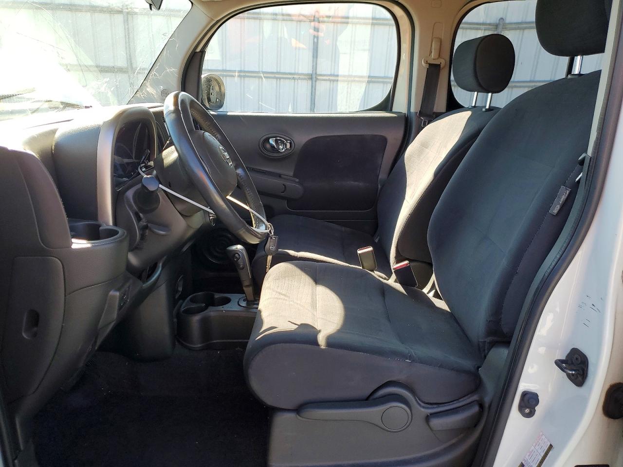 2010 NISSAN CUBE 1.8