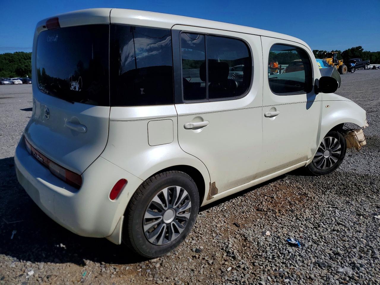 2010 NISSAN CUBE 1.8