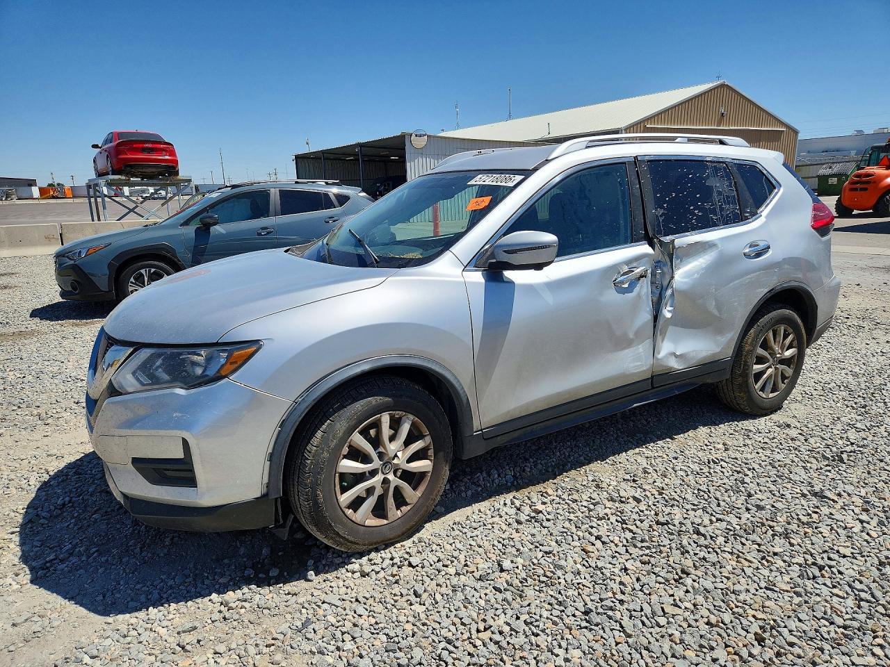 2017 NISSAN ROGUE