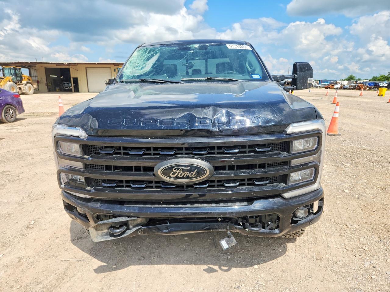 2024 FORD F250