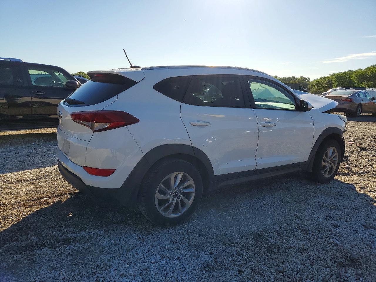 2016 HYUNDAI TUCSON