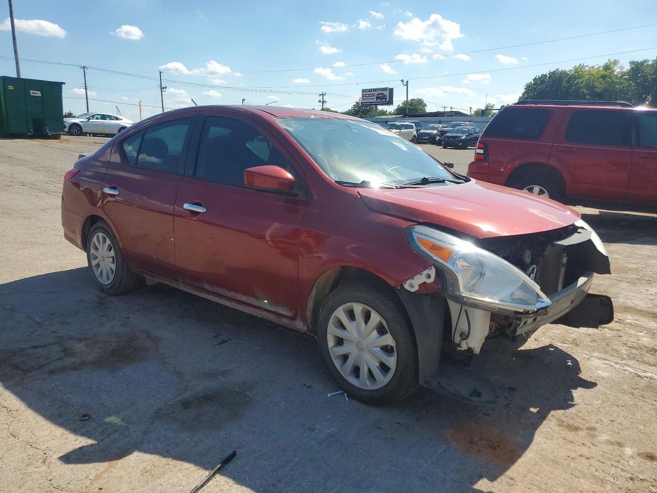 2017 NISSAN VERSA