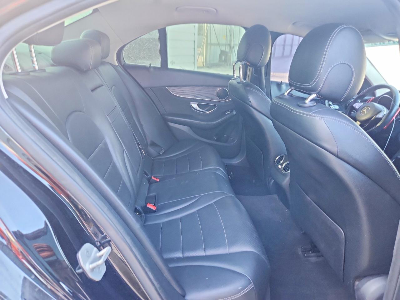 2016 MERCEDES-BENZ C-CLASS