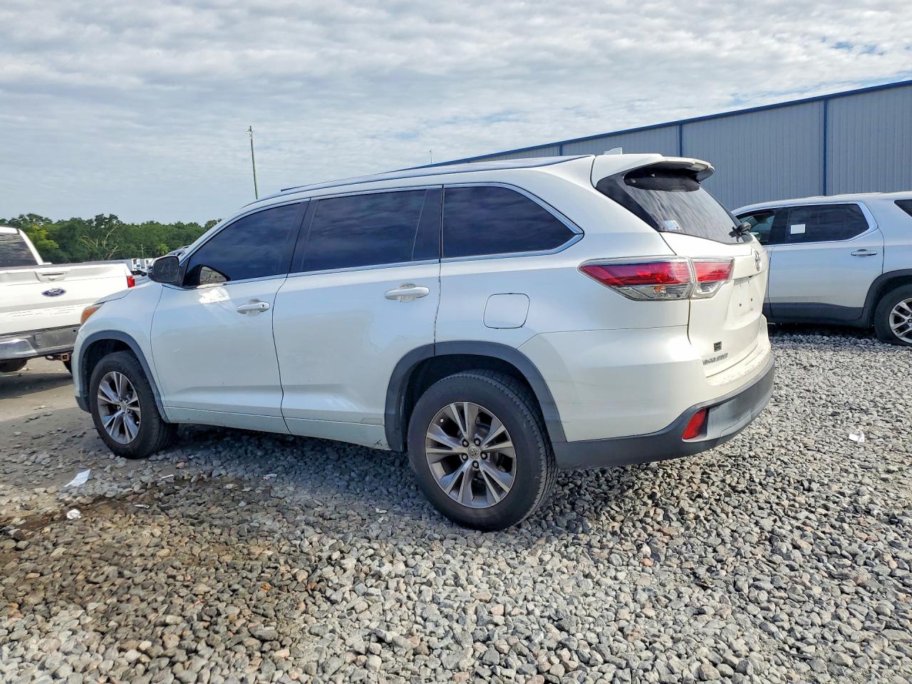 2015 TOYOTA HIGHLANDER