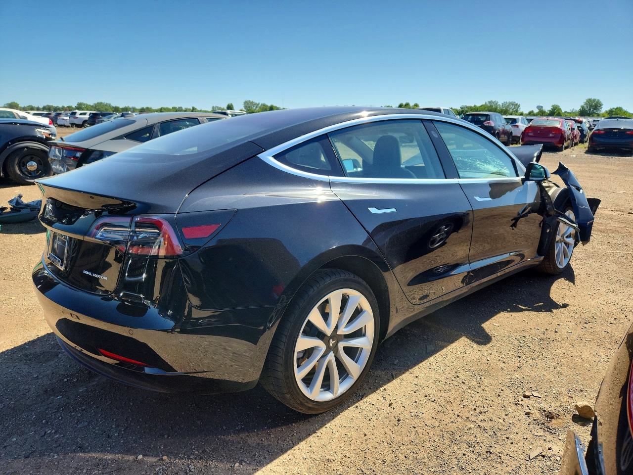2018 TESLA MODEL 3