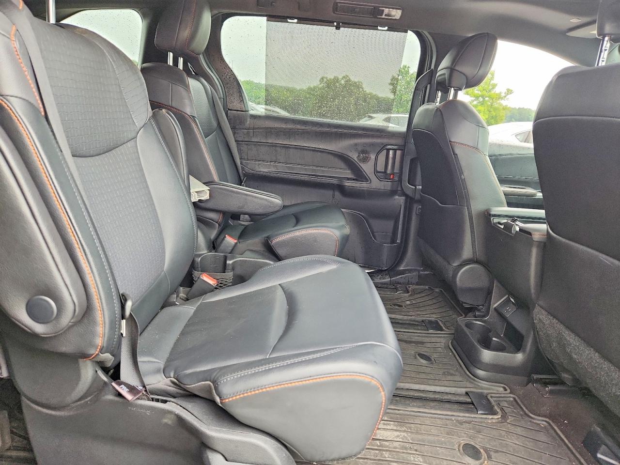 2022 TOYOTA SIENNA