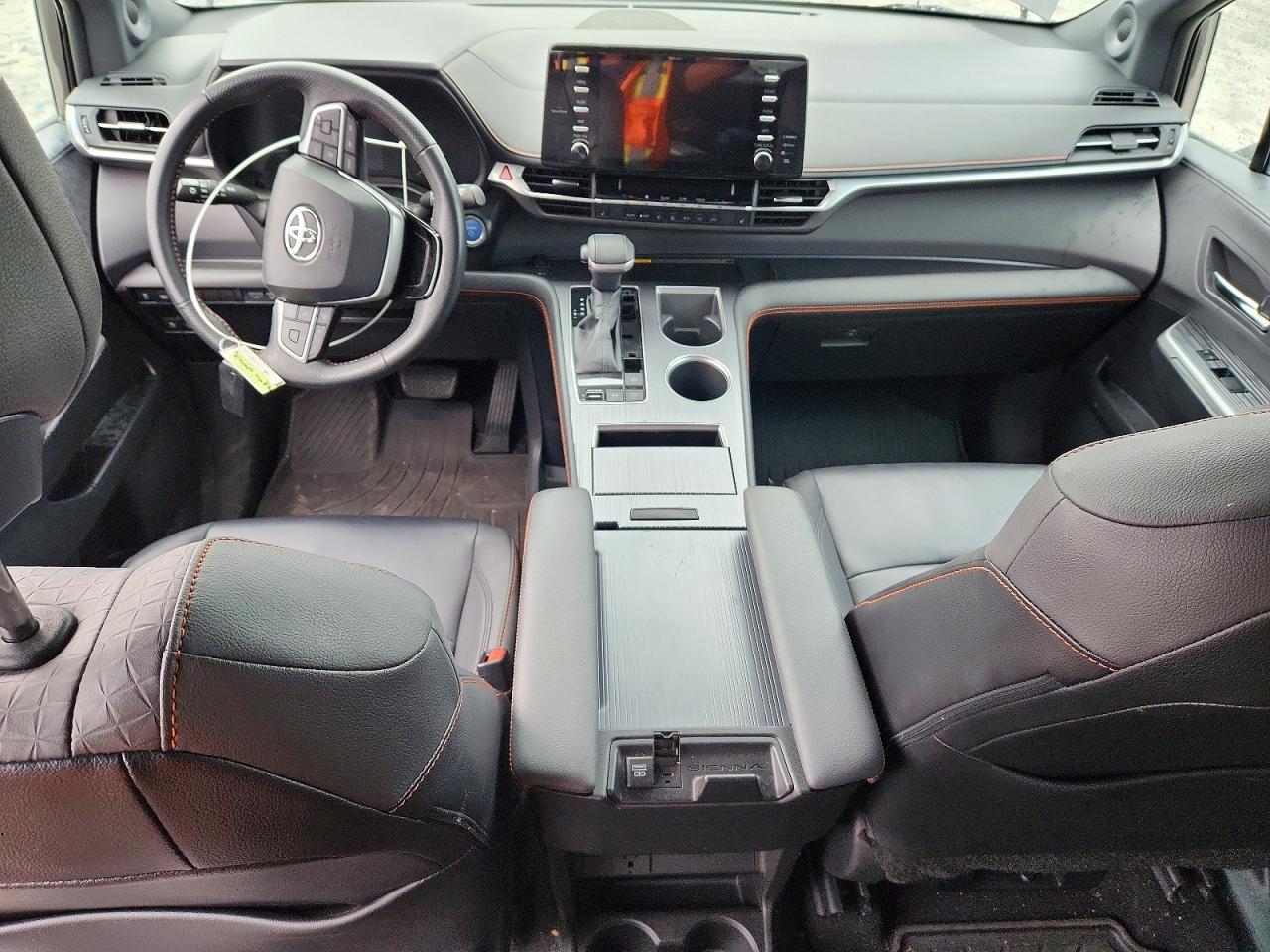 2022 TOYOTA SIENNA
