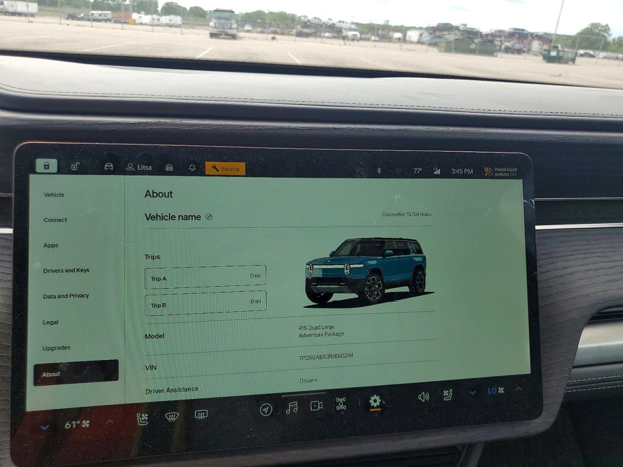2024 RIVIAN RIS