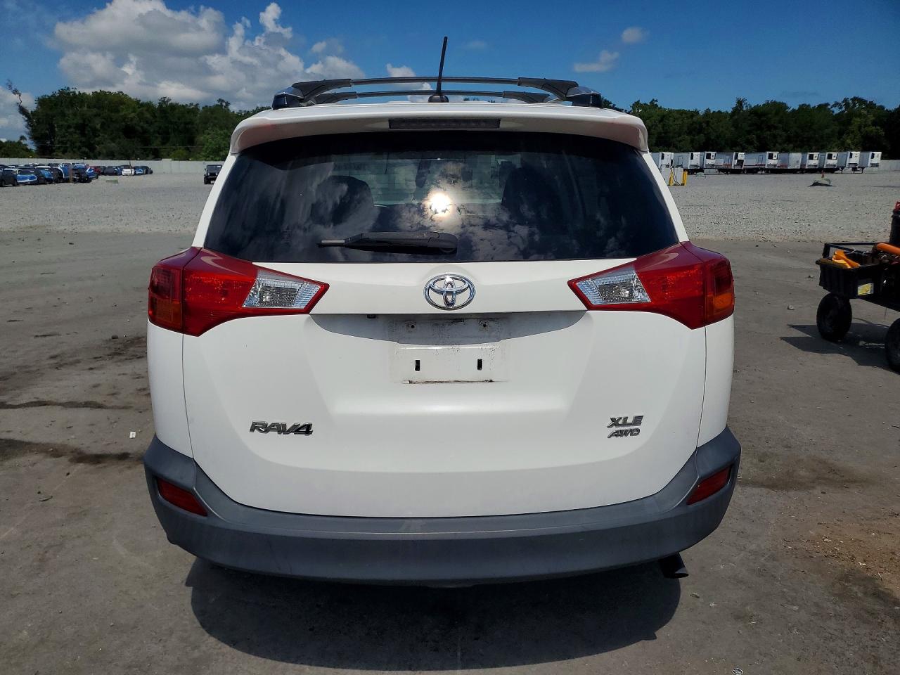 2015 TOYOTA RAV4