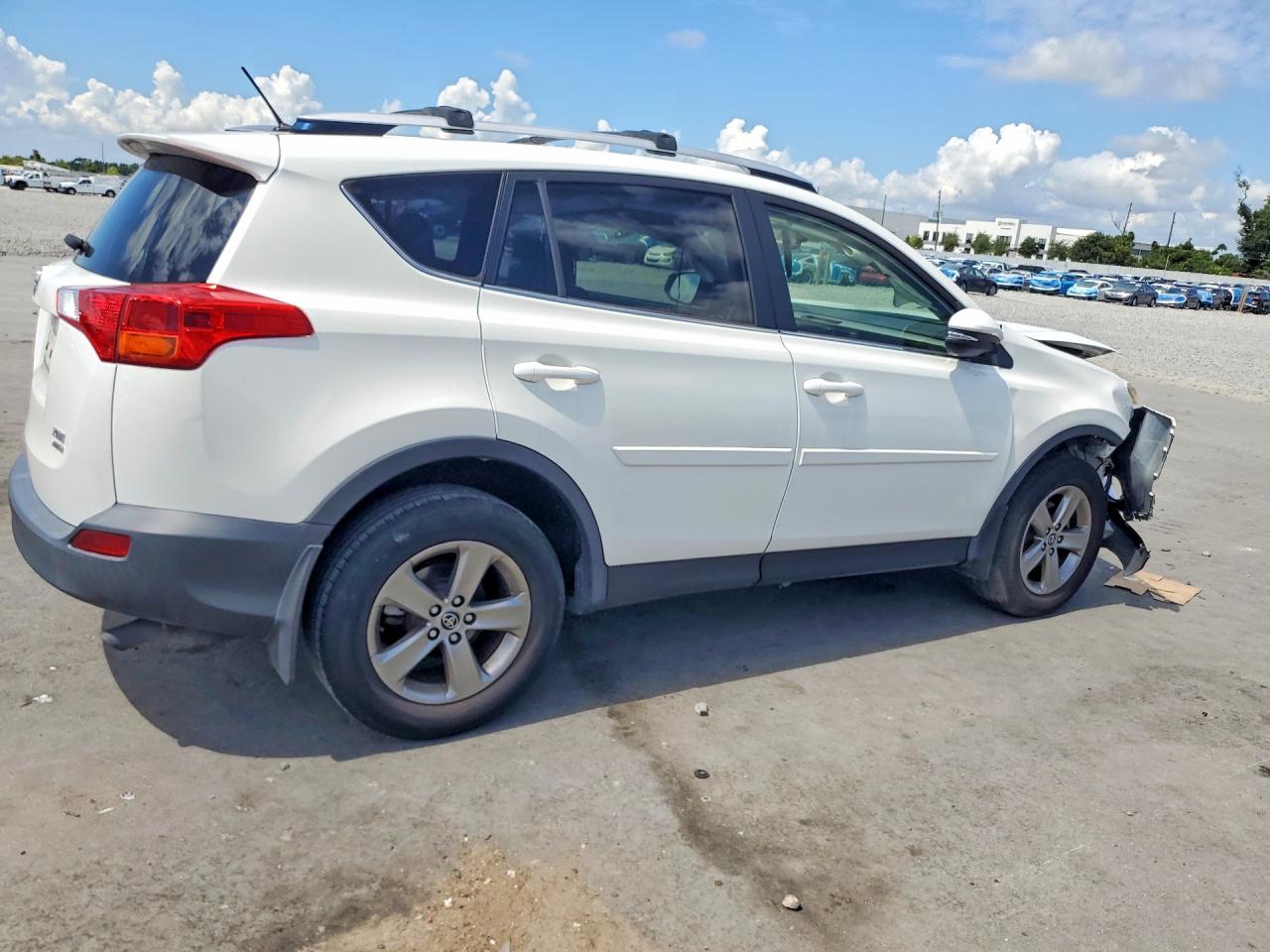 2015 TOYOTA RAV4