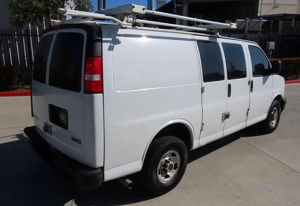 2020 GMC SAVANA