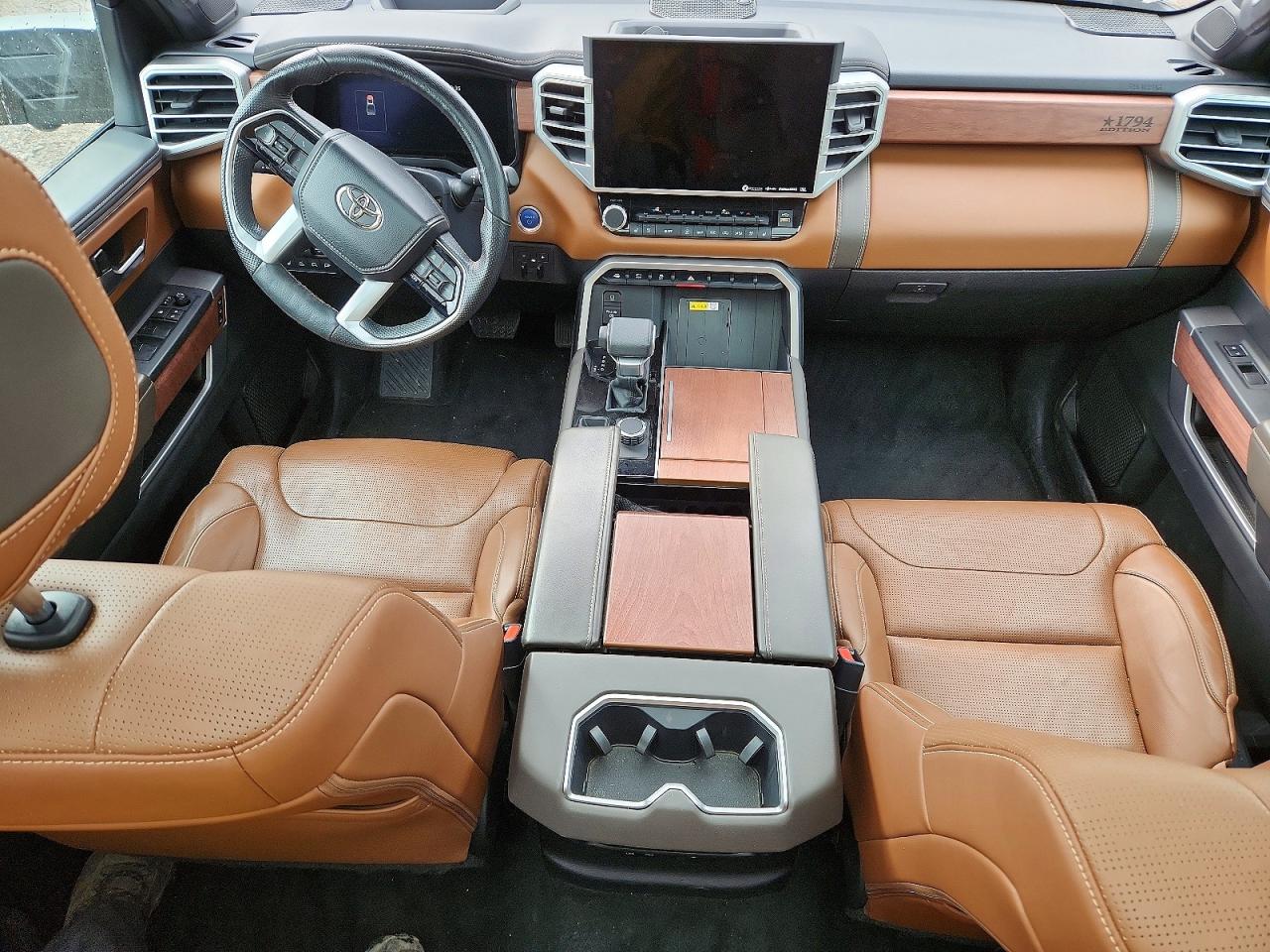 2022 TOYOTA TUNDRA