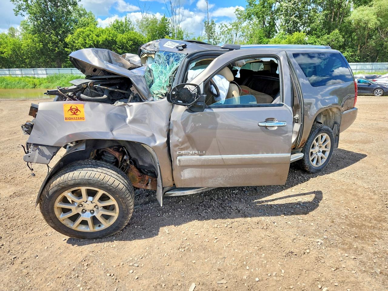 2013 GMC YUKON