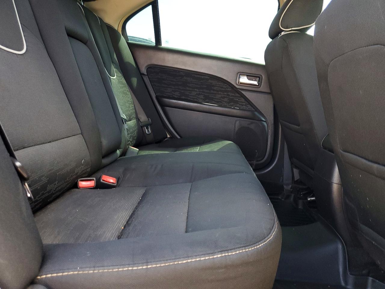2011 FORD FUSION