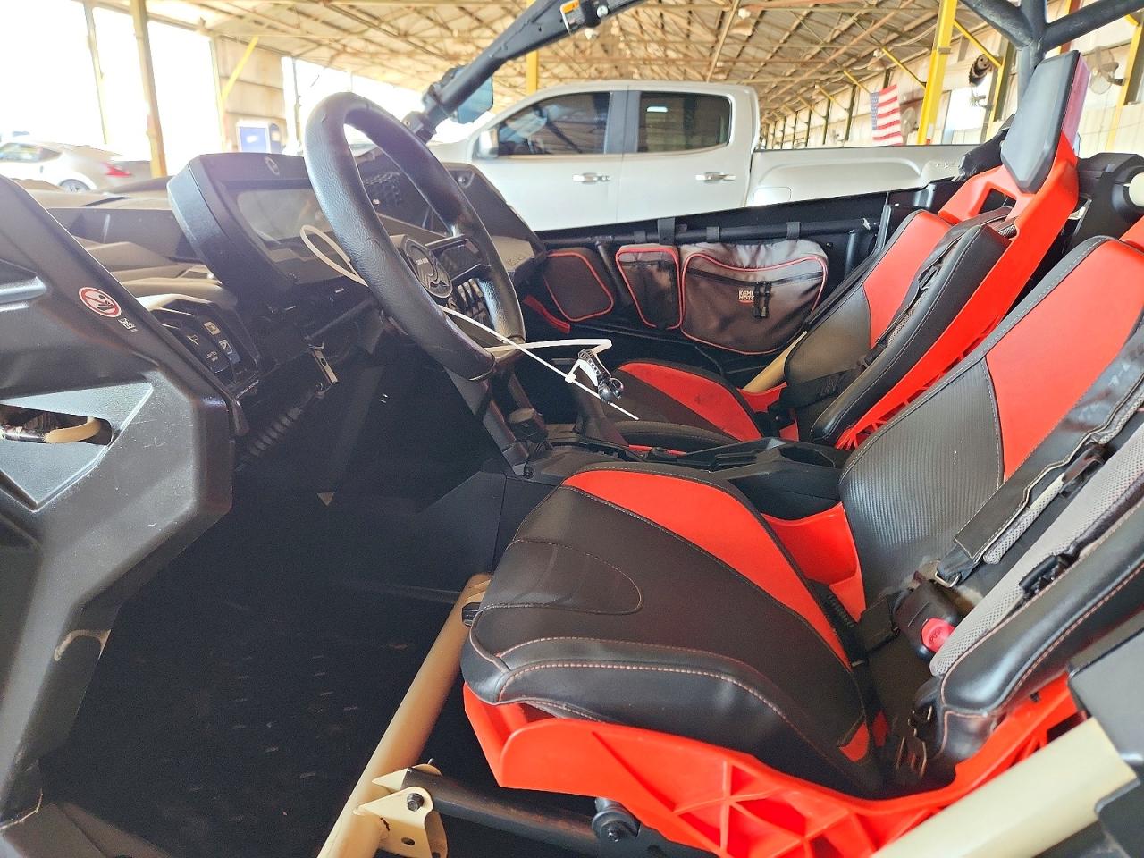 2022 CAN-AM SIDEBYSIDE
