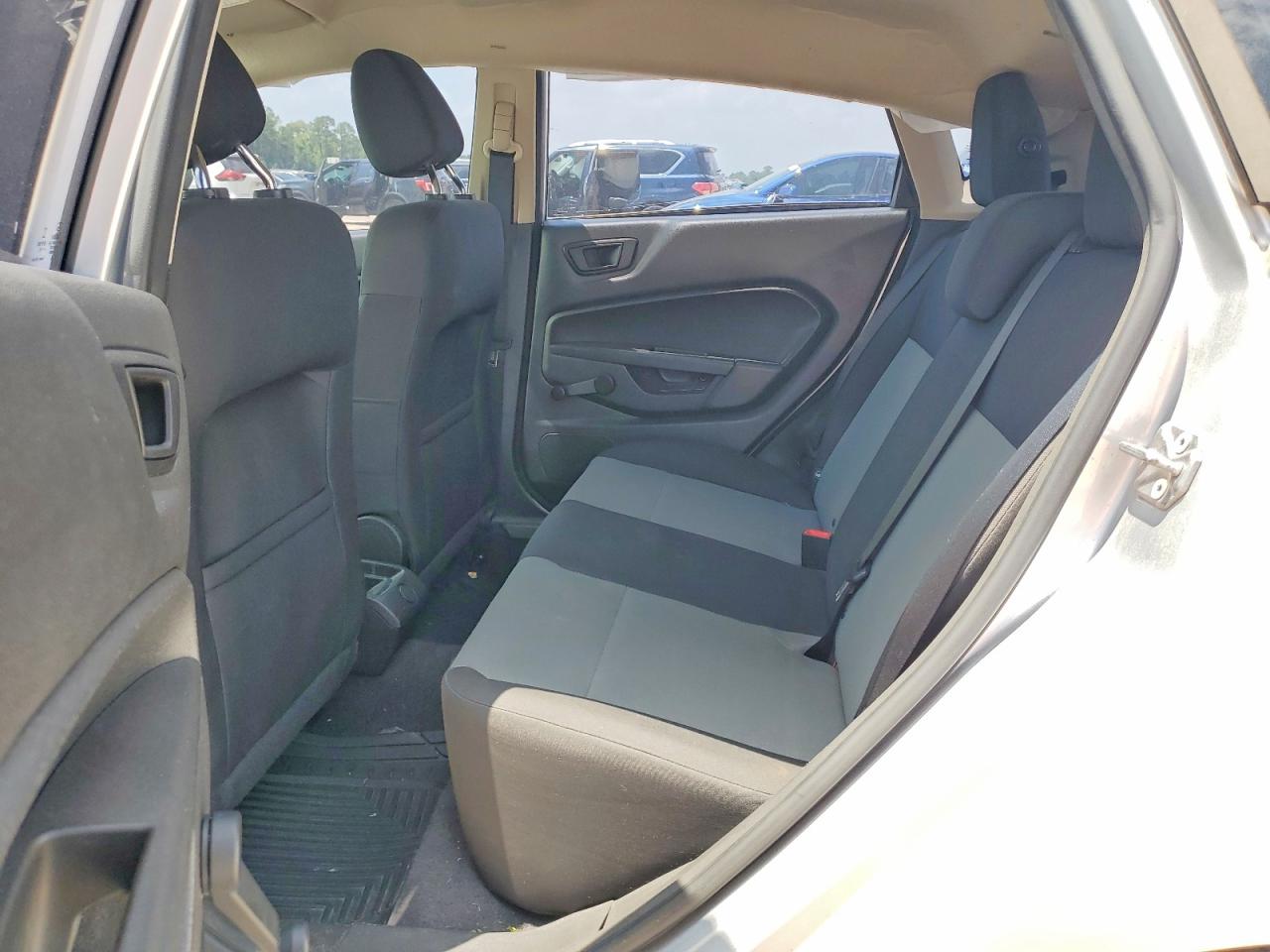 2016 FORD FIESTA
