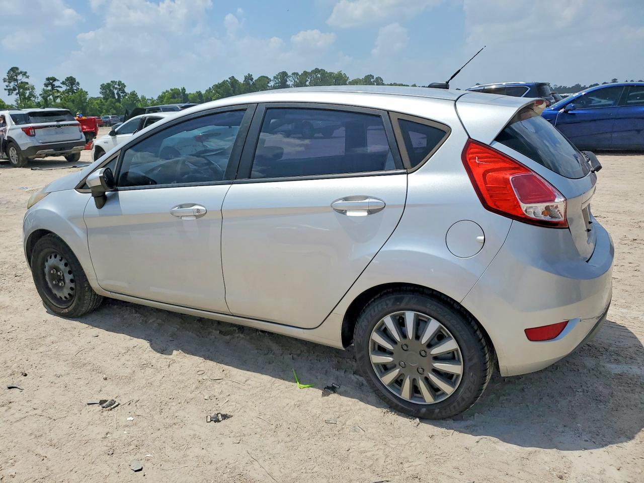 2016 FORD FIESTA