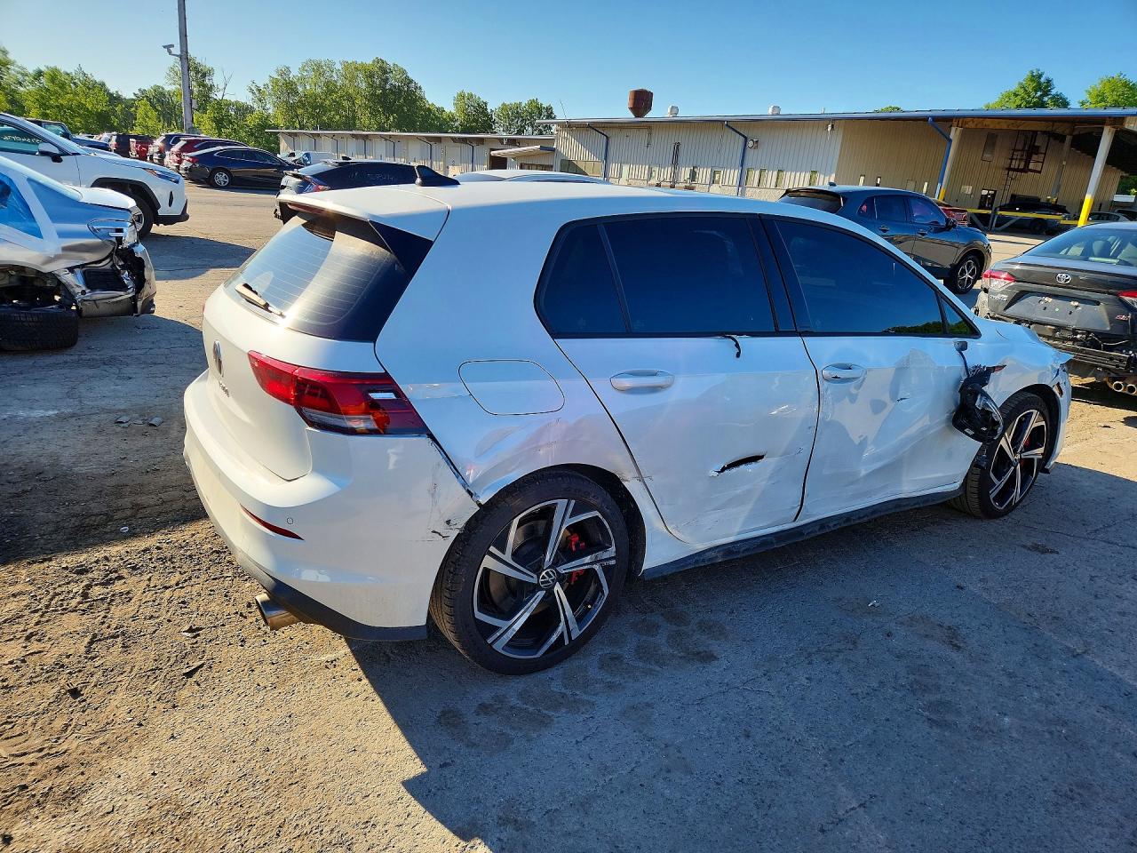 2024 VOLKSWAGEN GTI