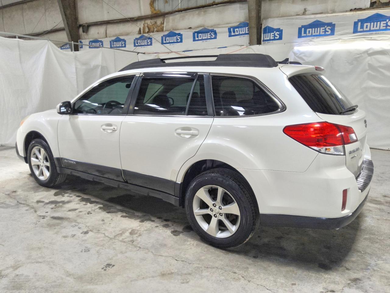 2014 SUBARU OUTBACK