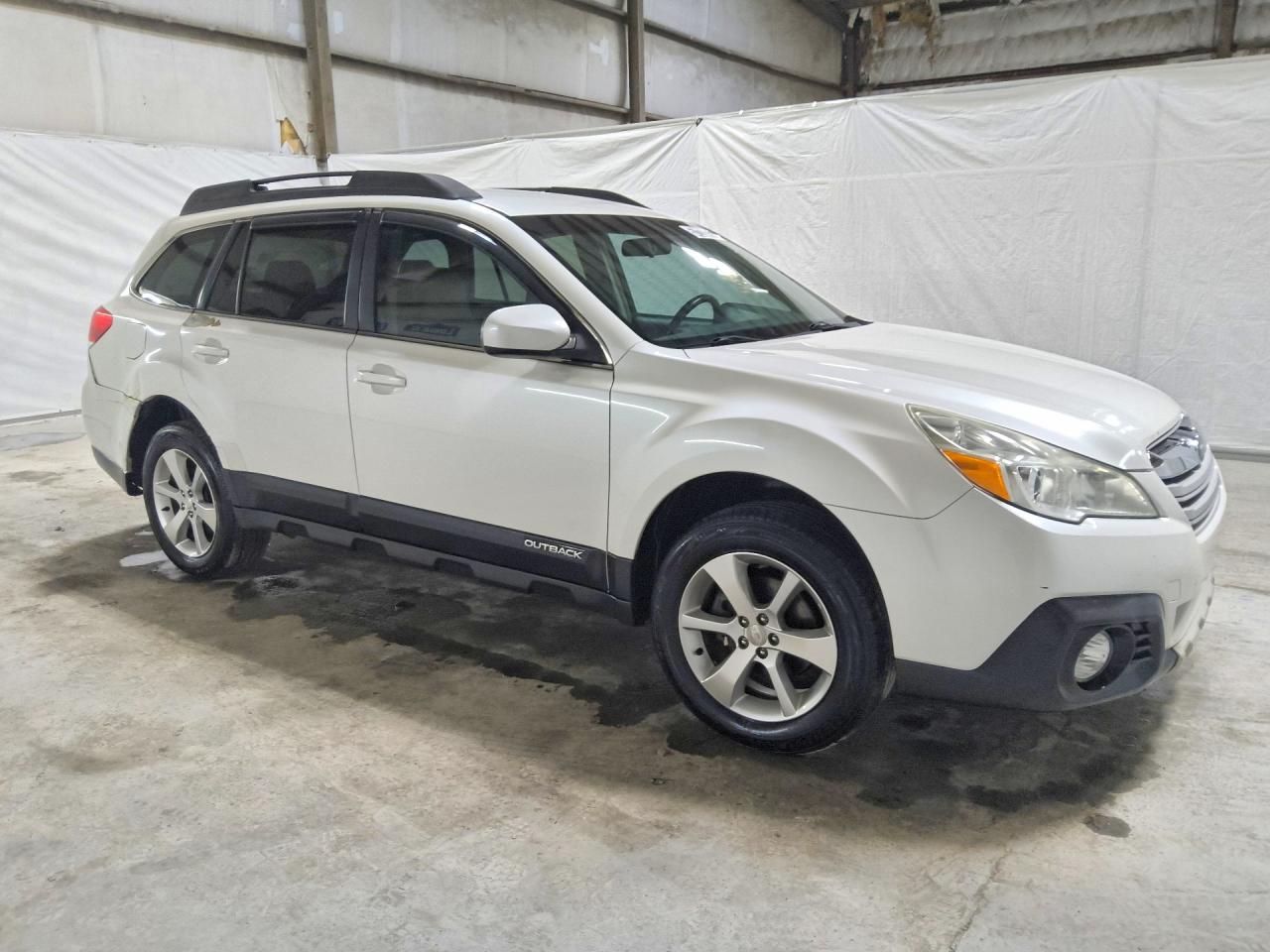 2014 SUBARU OUTBACK