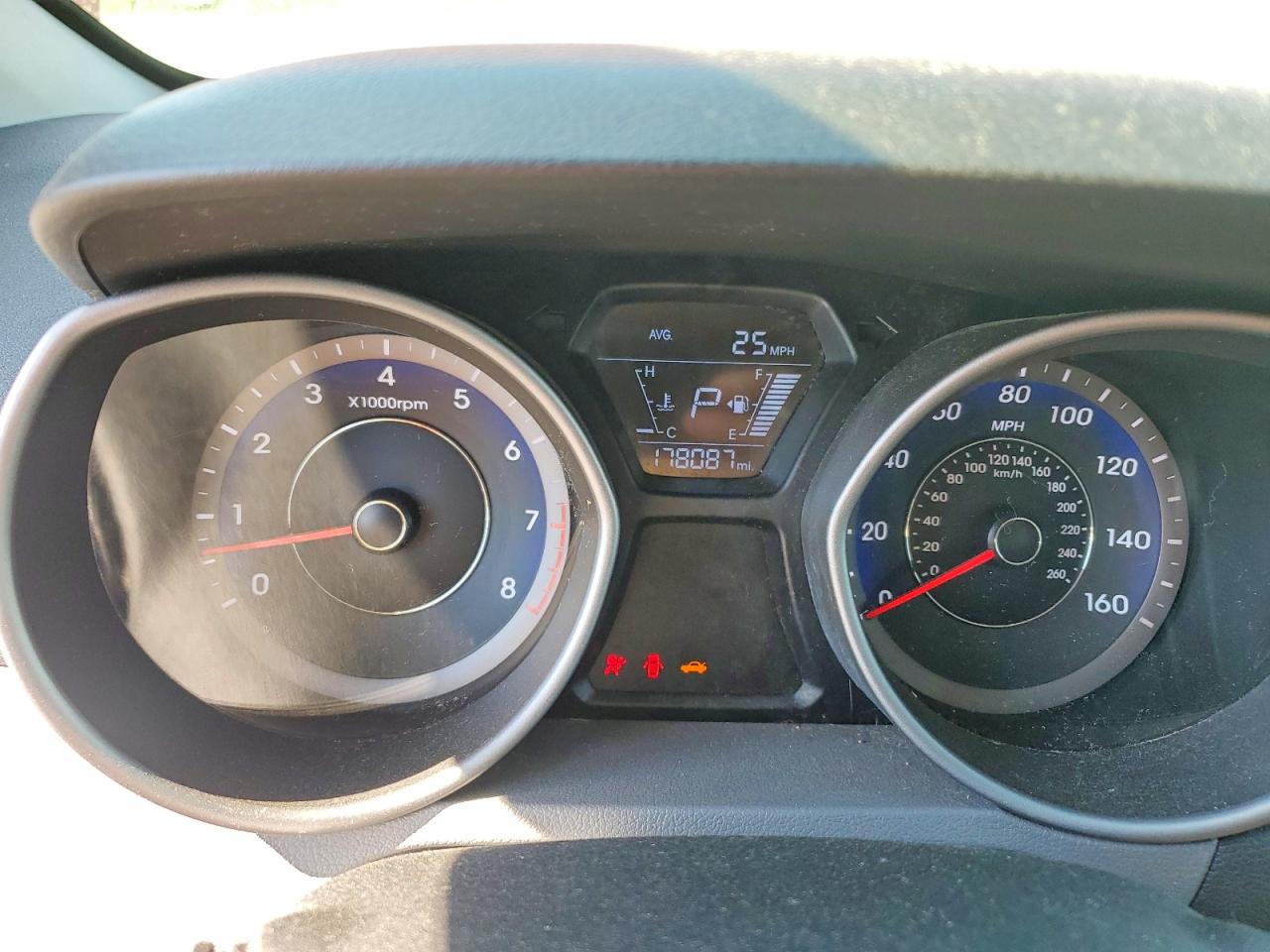 2015 HYUNDAI ELANTRA
