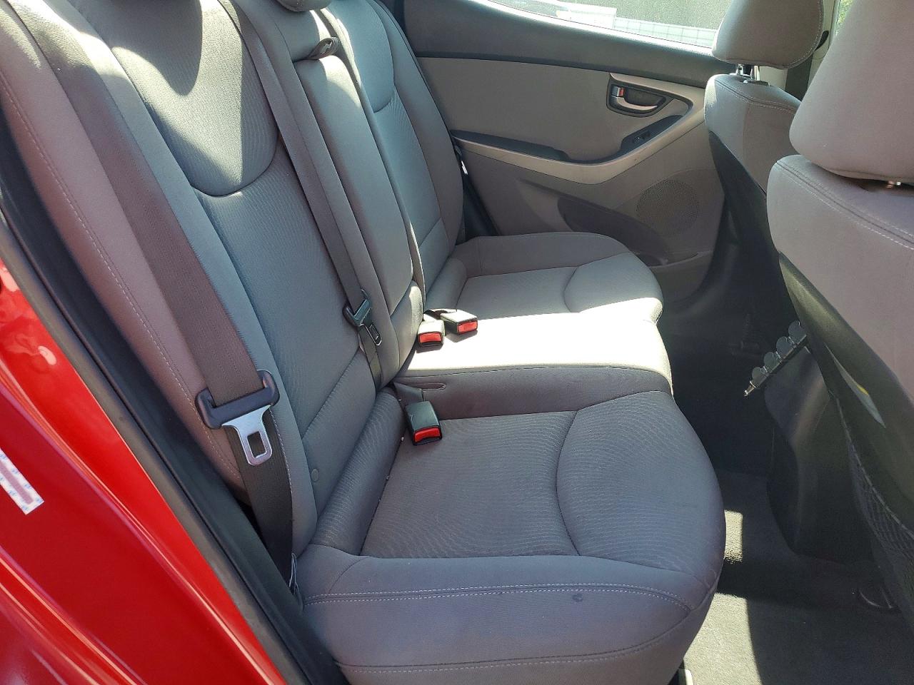 2015 HYUNDAI ELANTRA