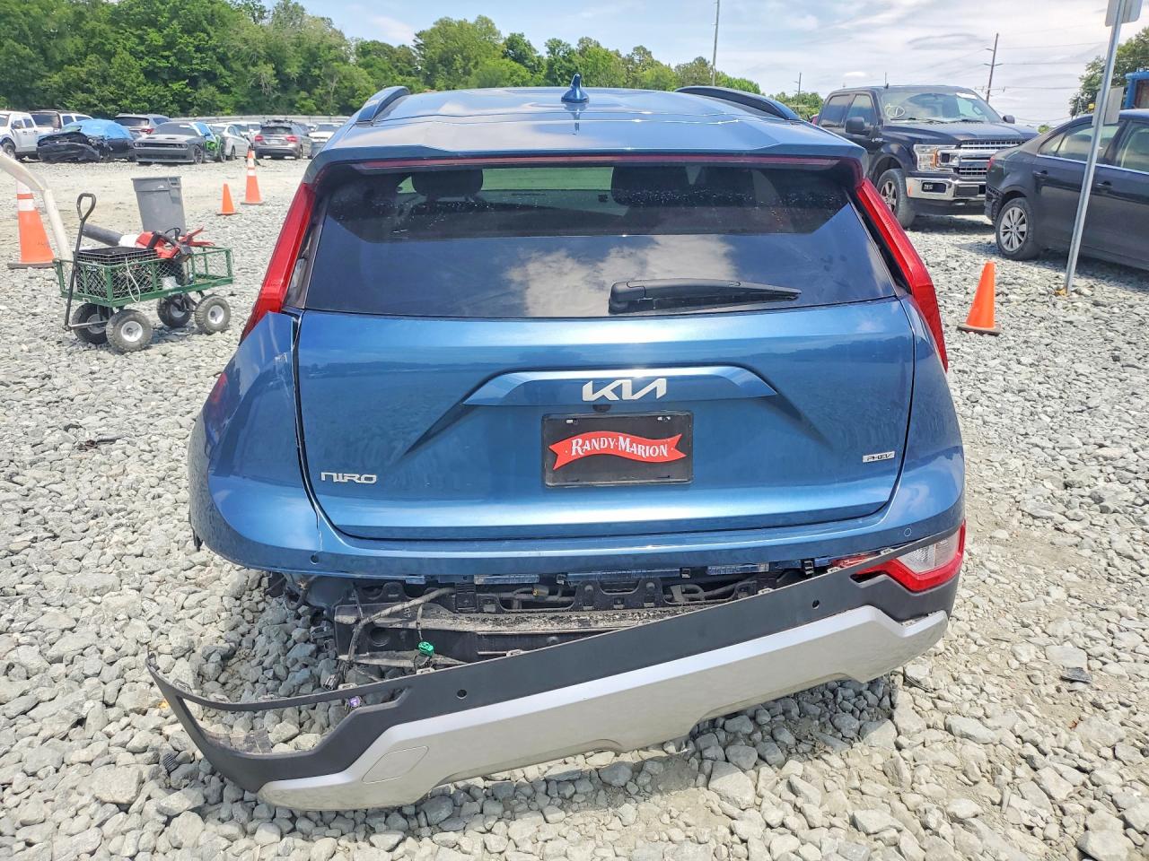 2024 KIA NIRO