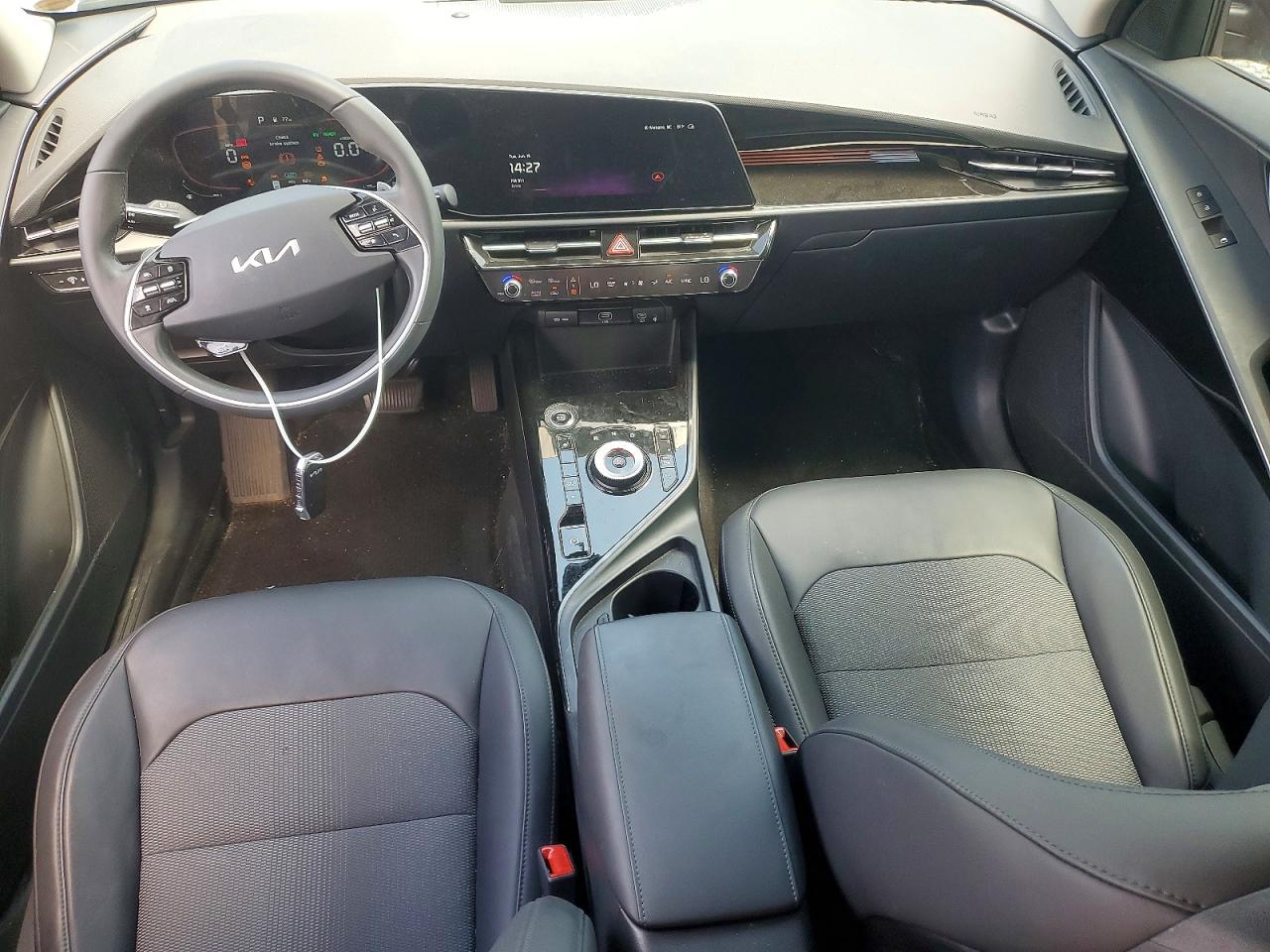 2024 KIA NIRO