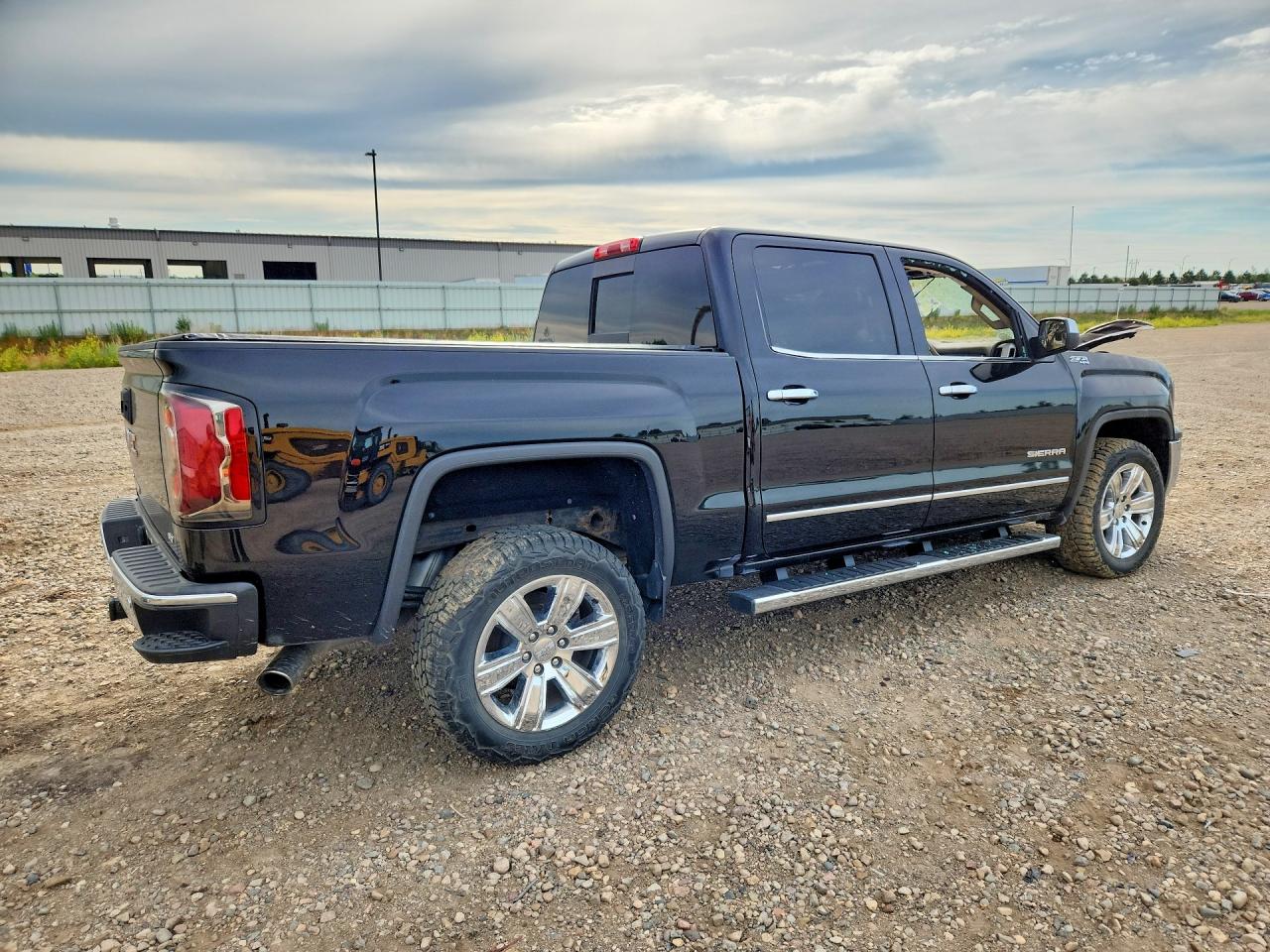 2017 GMC SIERRA