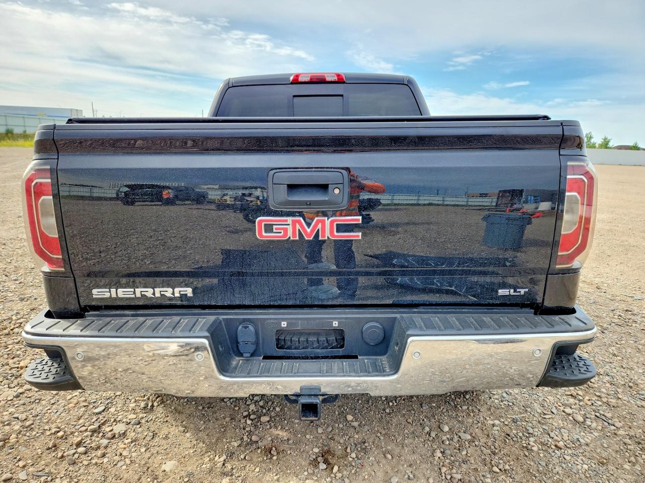 2017 GMC SIERRA