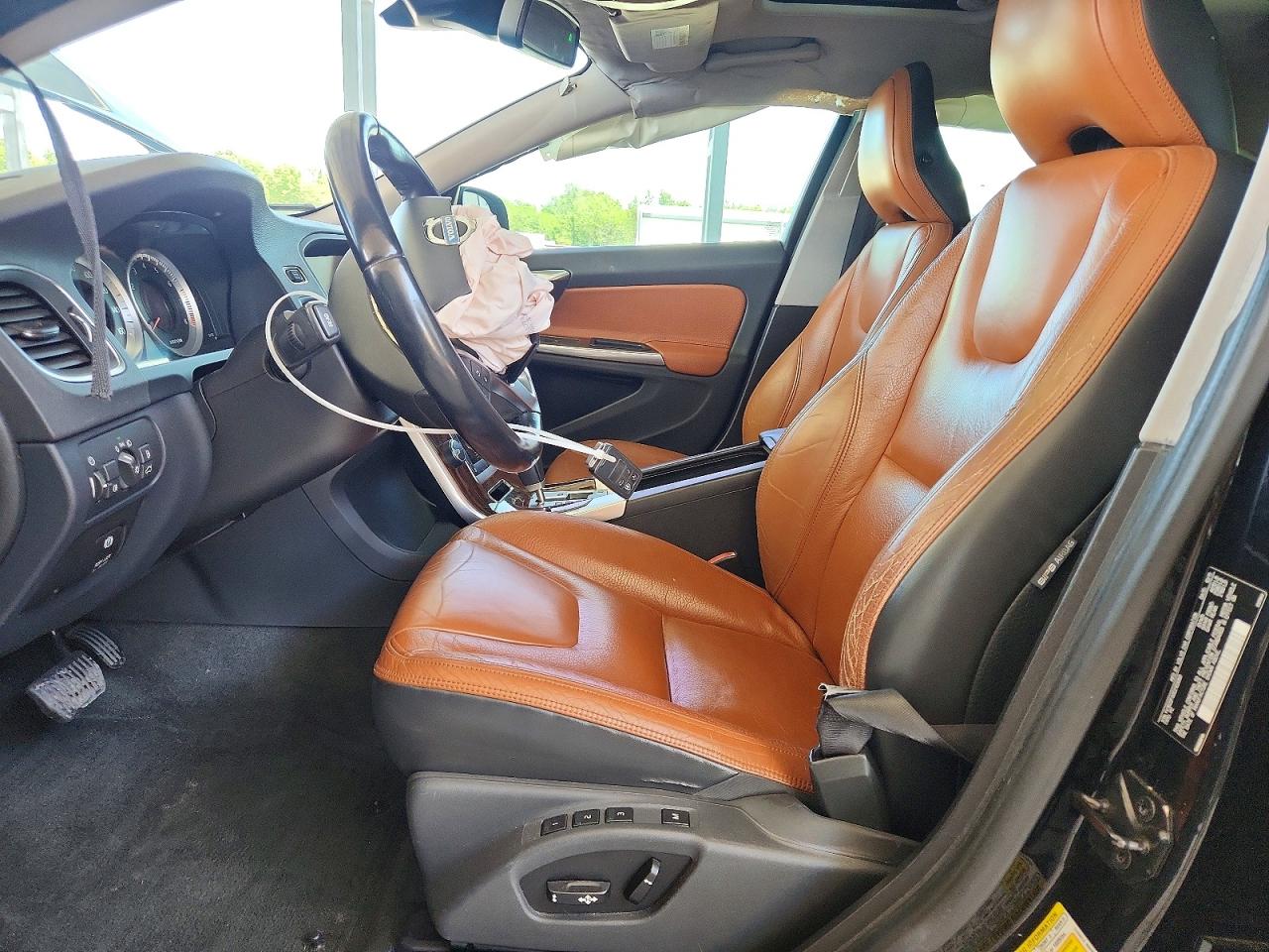 2012 VOLVO S60