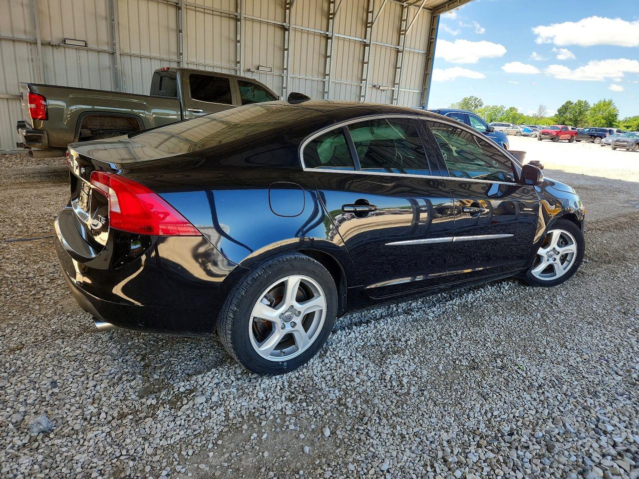 2012 VOLVO S60