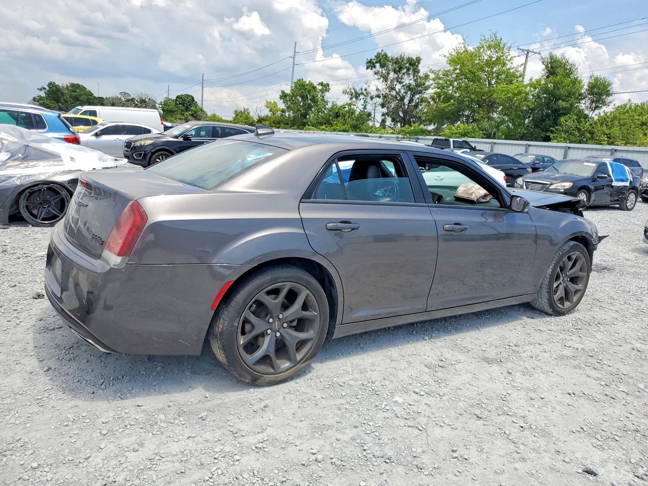 2021 CHRYSLER 300