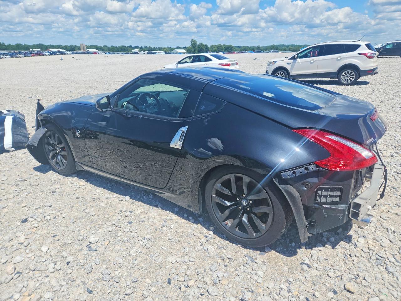 2015 NISSAN 370Z