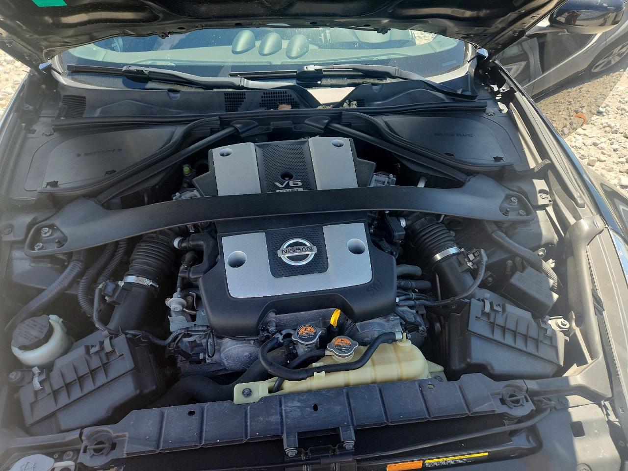 2015 NISSAN 370Z