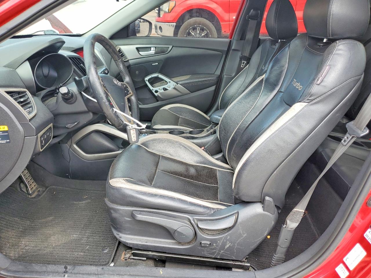 2013 HYUNDAI VELOSTER