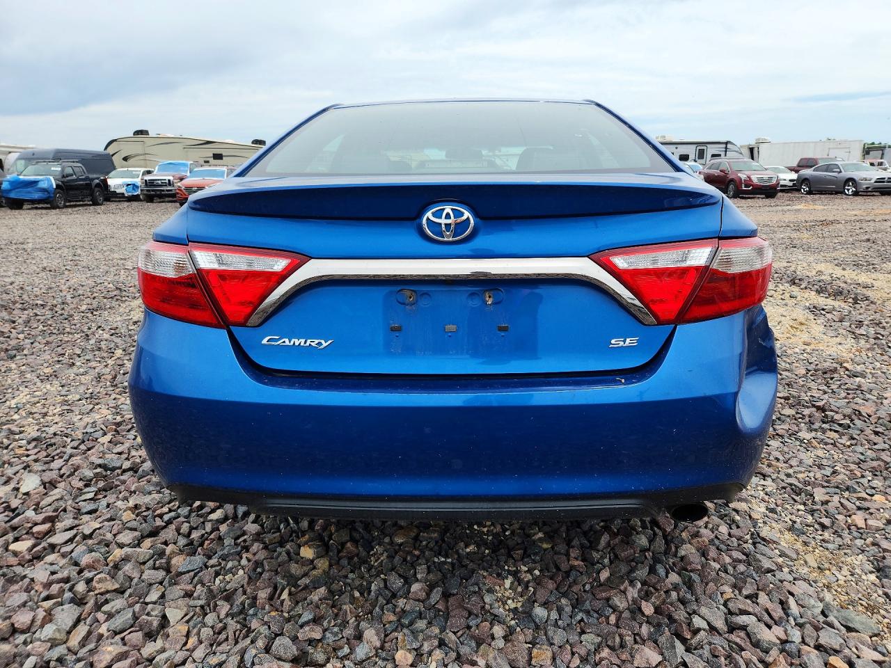 2017 TOYOTA CAMRY