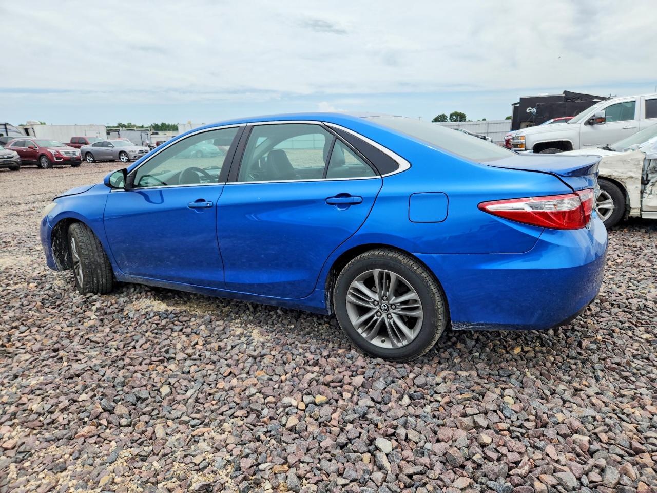 2017 TOYOTA CAMRY