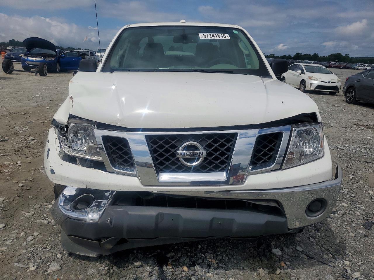 2011 NISSAN FRONTIER