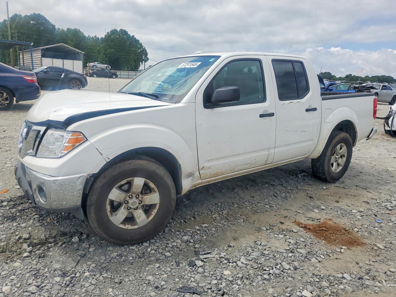 2011 NISSAN FRONTIER